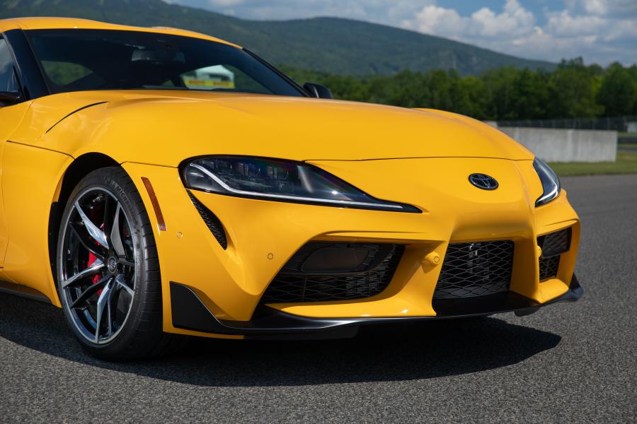 Детали экстерьера Toyota GR Supra 2.0 (A90) 2020 года  (NA) (фото 29 из 40)